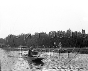 Picture of Oxon - Henley, Punt & Black Woman c1890s N568