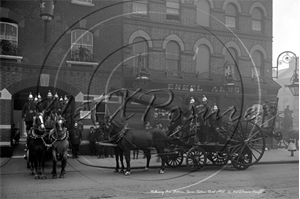 Picture of London, N - Holloway, Seven Sisters Road and Holloway Fire Station July 1902 - N2893