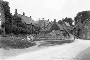 Picture of Oxon - Oxford, Wroxton Village, The Pond c1930s - N3791
