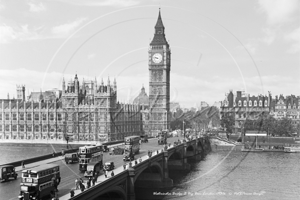 Westminster Bridge & Houses of Parliament in London c1930s
